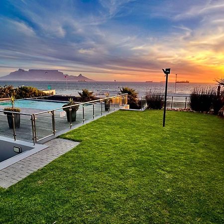 Heaven On Earth - Blouberg Beachfront Self-Catering Apartment Bloubergstrand Exterior photo