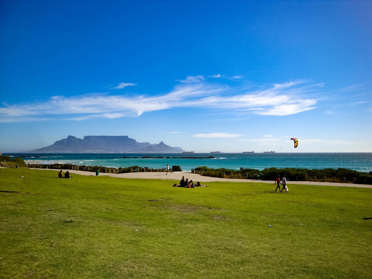 Heaven On Earth - Blouberg Beachfront Self-Catering Apartment Bloubergstrand Exterior photo