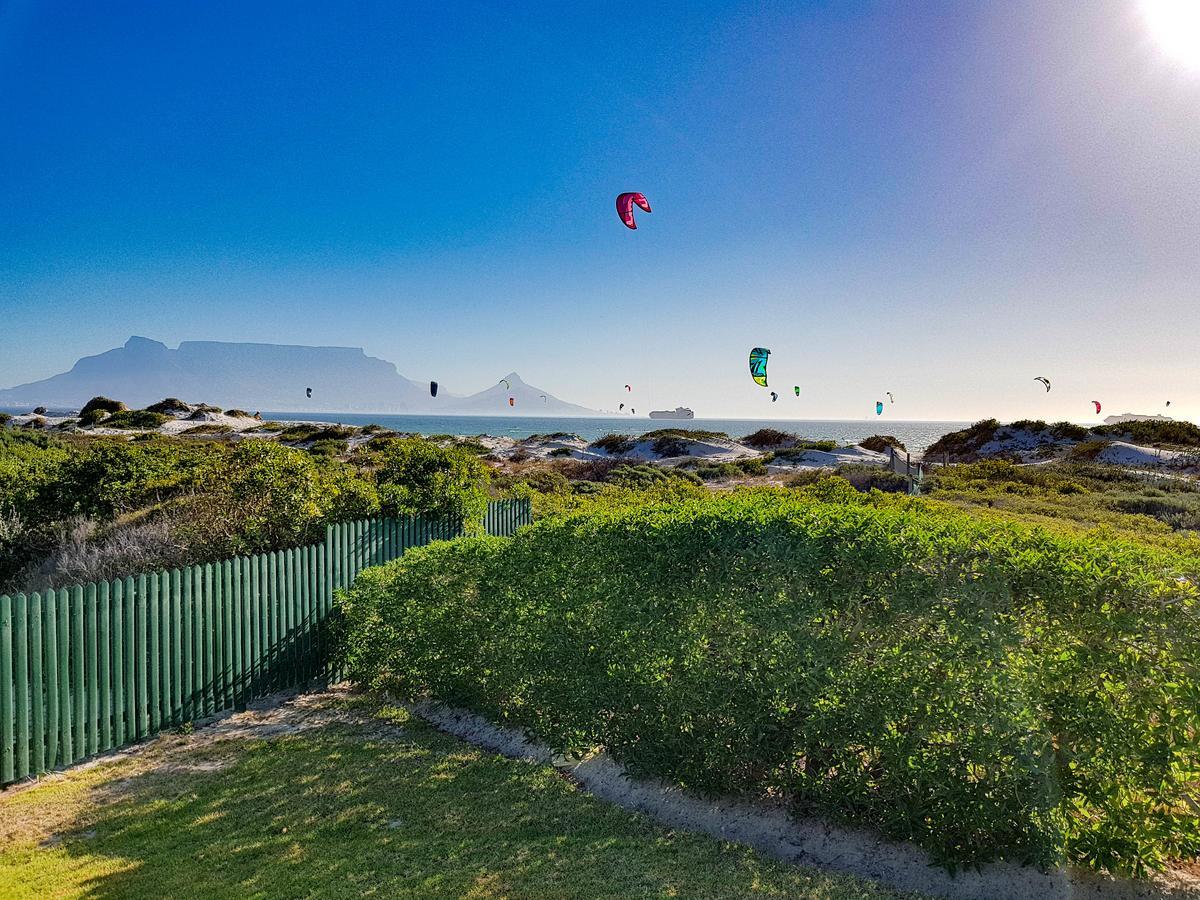 Heaven On Earth - Blouberg Beachfront Self-Catering Apartment Bloubergstrand Exterior photo